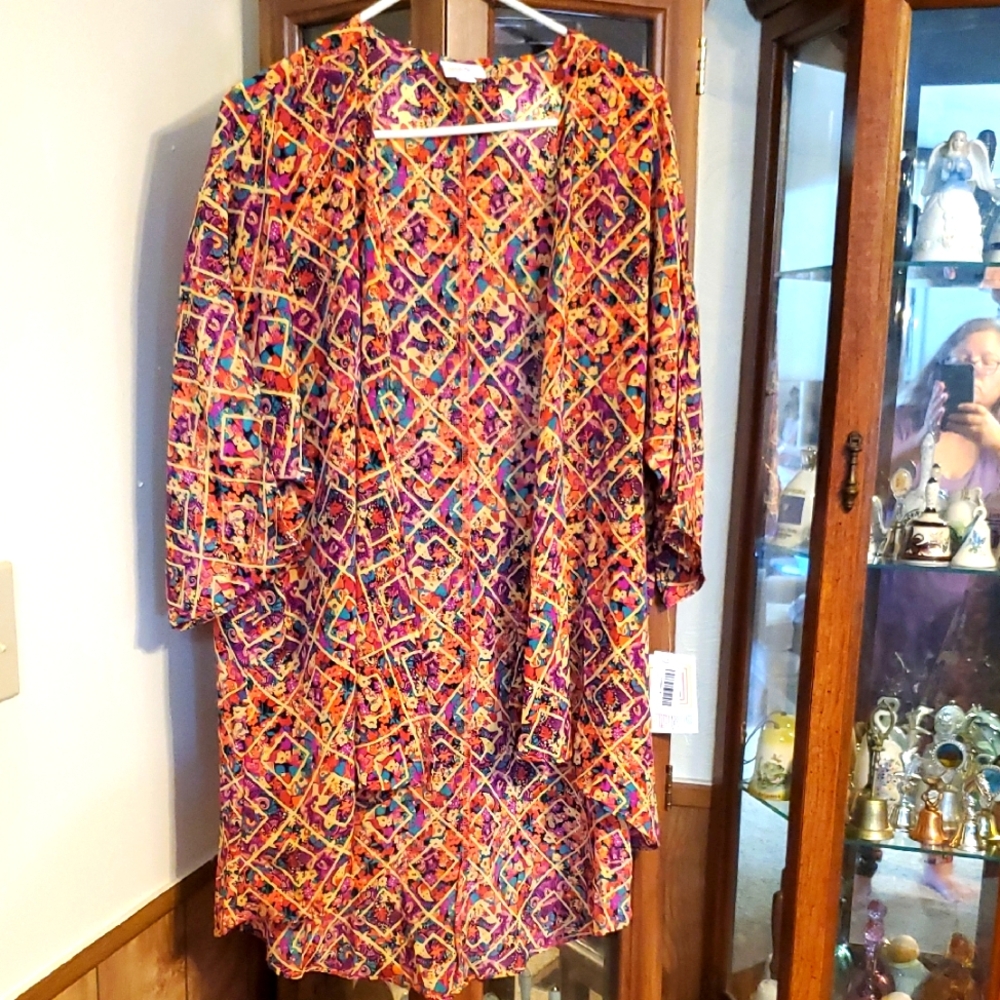 KIM #15 (CH) NWT LuLaRoe Lindsey Multicolor Abstract Kimono